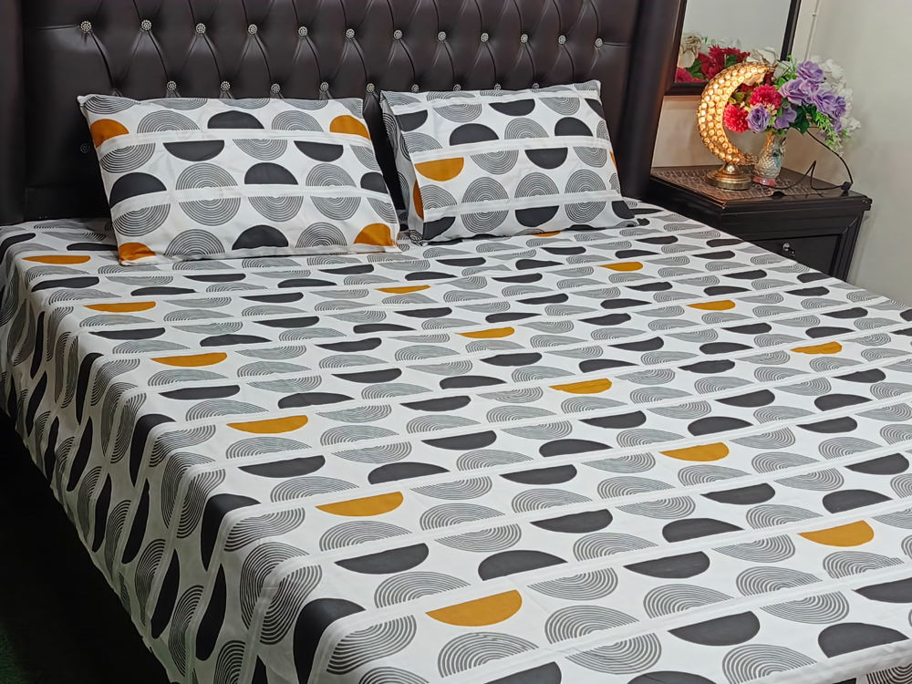 100% COTTON PRINTED BED SET (1 KING SIZE BED SHEET + 2 PILLOW COVER)